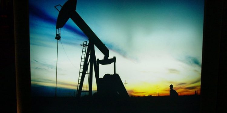 Нефть марки Brent может упасть в цене
