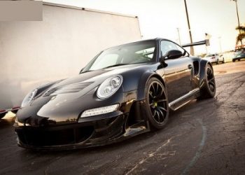 Ательє Champion Motorsport показало Porsche 911 RSR
