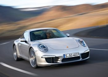 Porsche 911 Carrera S 2012 являються небезпечними