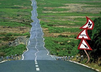 На крымской дороге остановили пьяного туриста