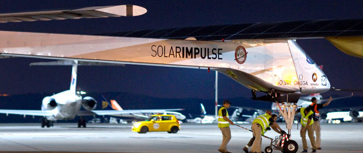 Експериментальний літак Solar Impulse завершив рекордний переліт