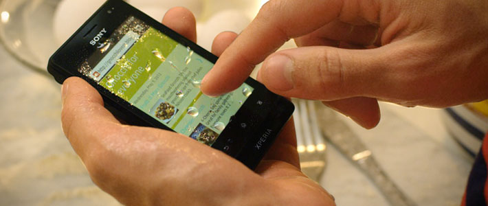 Sony анонсувала водонепроникні Xperia Go і Xperia acro S