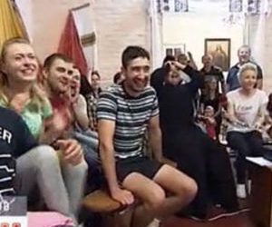 В помещении церкви открыли фан-зону