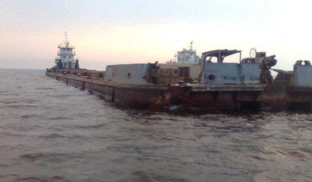 Два грузовых судна столкнулись на Волге в Самарской области