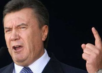 Янукович поздравил украинцев с началом Евро-2012