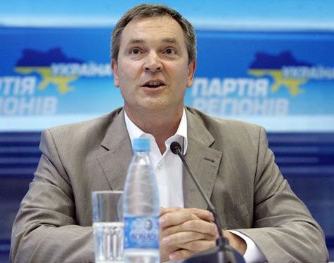 Колесниченко предлагает всем почитать новый законопроект о языках