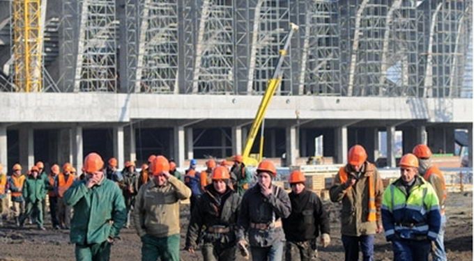В Польше строители угрожают сорвать «Евро-2012»