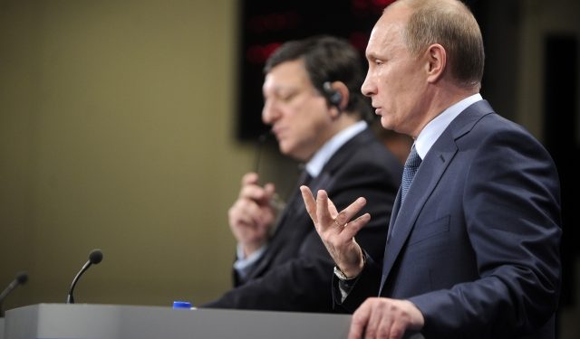Путин считает, что между Россией и ЕС визовый режим не нужен