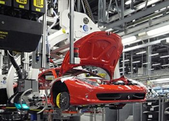 Через землетрус заводи Ferrari, Maserati і Lamborghini зупинили конвеєри