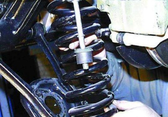 Поради автовласникам: що потрібно знати про амортизатори