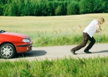 Як правильно буксирувати автомобіль