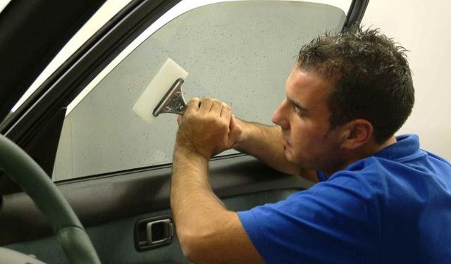 Як правильно тонувати скло автомобіля