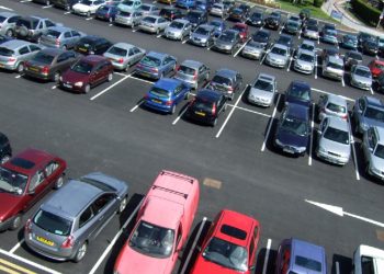 Як правильно зберігати автомобіль без гаража