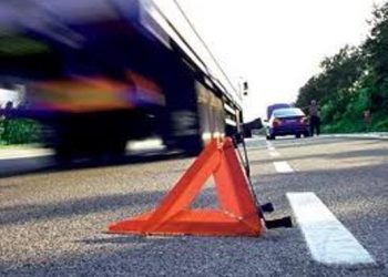 Автомобиль сломался на дороге, что делать