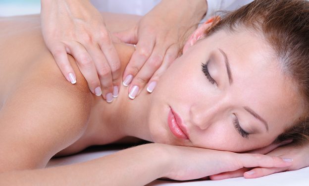 Масаж шиї захистить від найпоширенішої хвороби століття