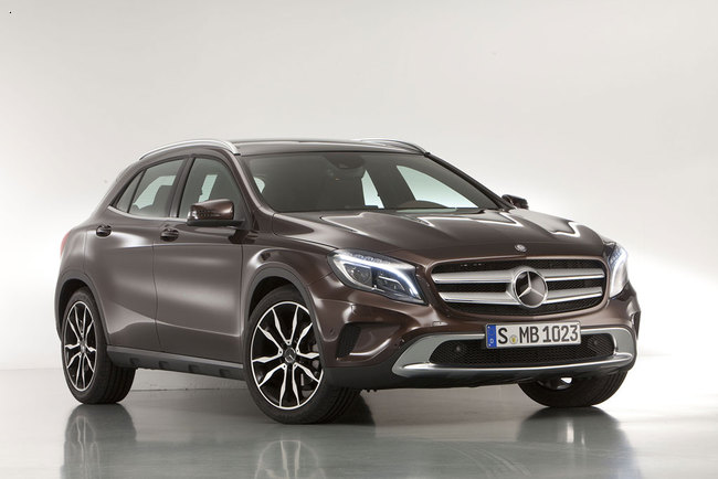 Мерседес кроссовер gla