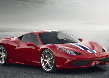 Обновлённое купе 458 Italia от Ferrari станет ещё мощнее