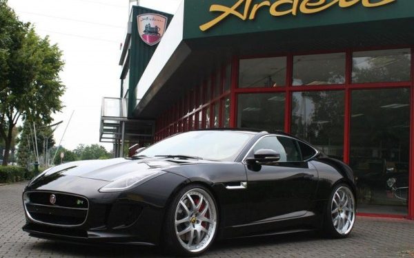 Компания Arden обнародовала первые снимки улучшенного Jaguar F-Type Coupe