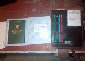 В захваченной под Луганском БМД обнаружены вещи российских десантников