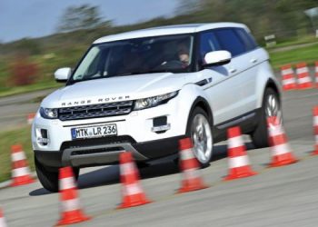 Land Rover отзывает более 40 тысяч внедорожников