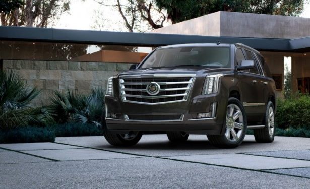 Cadillac впервые рассказал о новинке, которую рас привезёт на Московский автосалон