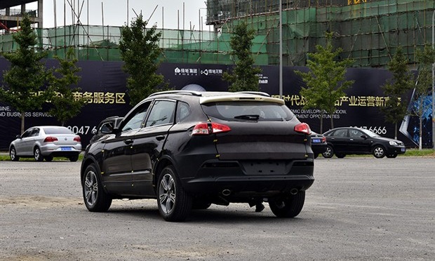 Кроссовер Changfeng Liebao CS10 пойман во время тестирования