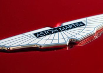 Немецкий концерн собрался купить Aston Martin