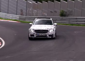 Фотошпионы поймали Mercedes-Benz C63 AMG Estate во время испытаний