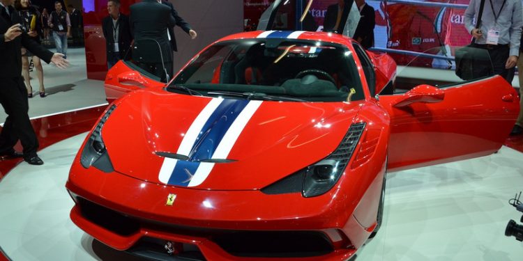 Ferrari готовит свою самую быструю модель с открытым верхом
