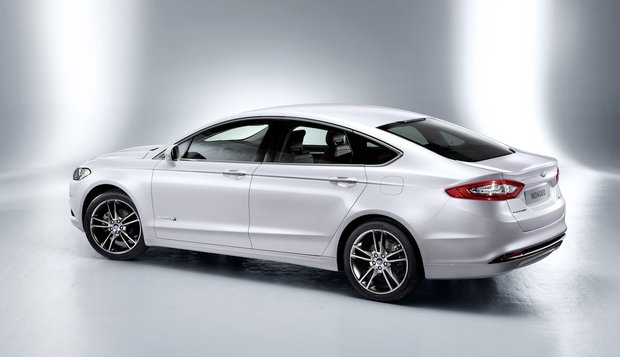 Выяснилось, когда в Европе стартуют продажи нового Ford Mondeo