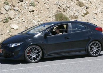 Фотошпионам далось поймать Honda Civic Type-R следующего поколения