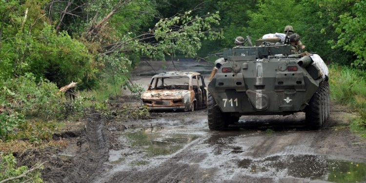 АТО на Востоке: идет зачистка Ясиноватой, Иловайск заблокирован