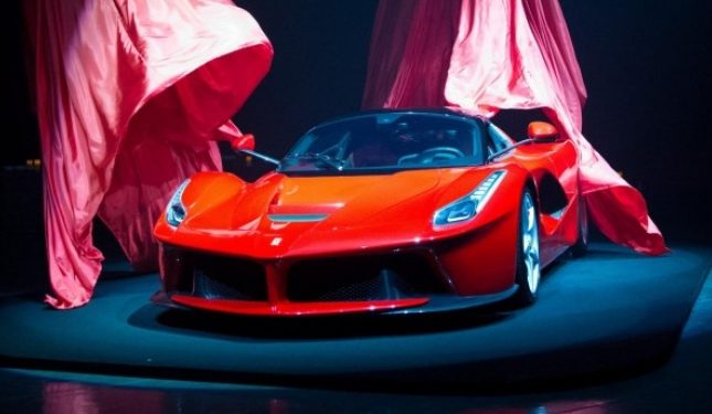 Автолюбители переплачивают за LaFerrari
