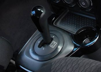Журналисты провели тест-драйв LADA Priora с автоматом