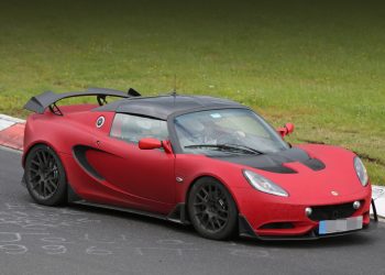 Родстер Lotus Elise S Cup R появился в дорожном варианте
