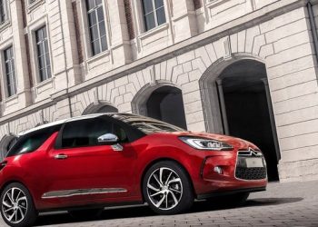 В Citroen озвучили стоимость нового хэтчбэка DS3