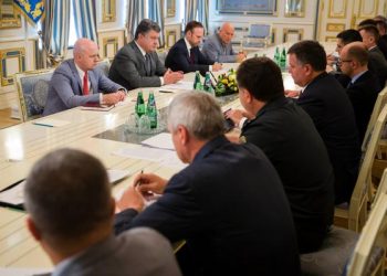 Петр Порошенко рассказал об изменении тактики действий в АТО