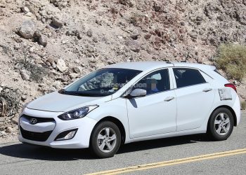 Фотошпионы поймали на тестах конкретна Toyota Prius от Hyundai