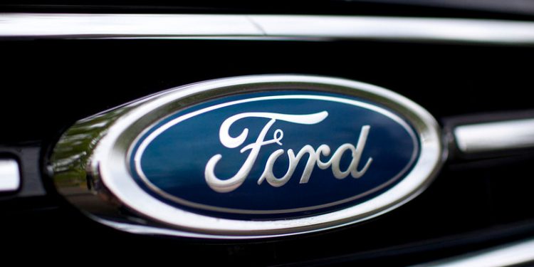 Ford собирается покорить рынок в качестве конкурента Toyota Prius