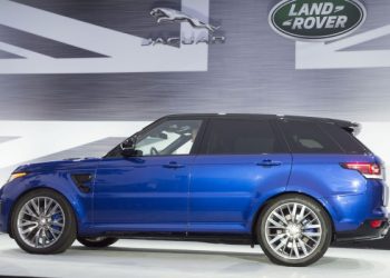 В Пеббл-Бич дебютировал Range Rover Sport SVR