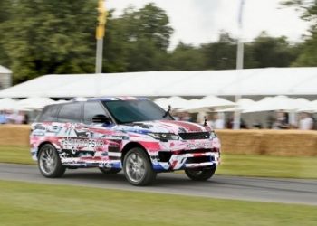 Выяснилось когда будет представлен серийный кроссовер Sport SVR от Range Rover