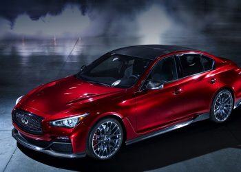 Уже в ближайшие месяцы спортседан Q50 Eau Rouge от Infiniti может стать на конвейер
