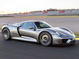 Porsche 918 Spyder будет одним из самых дорогих автомобилей на Московском автосалоне