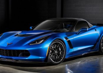 Chevrolet поделился планами на суперкар Corvette