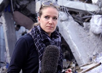 Американская журналистка покусала медиков