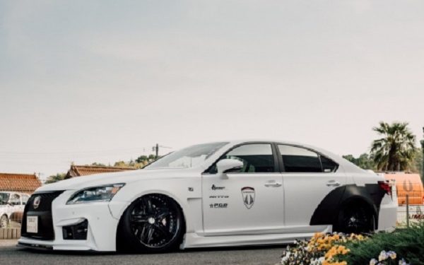 Японцы доработали седан Lexus LS460