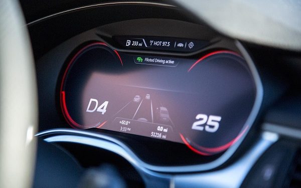 Audi испытала свой автопилот в пробке