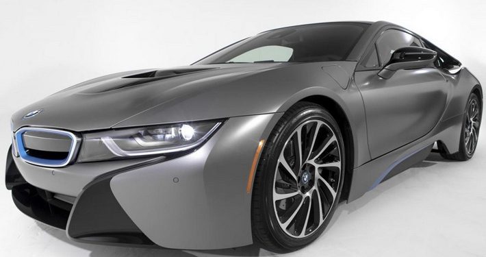 В Германии BMW i8 был продан за фантастическую сумму
