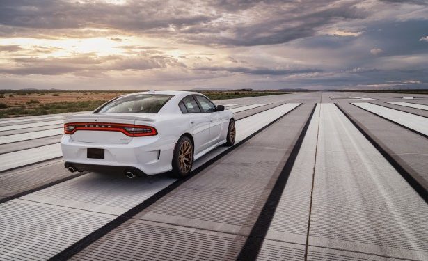 Dodge продемонстрировал своего монстра – Charger SRT Hellcat