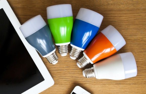 На рынке появились обновленные умные лампочки Easybulb Plus